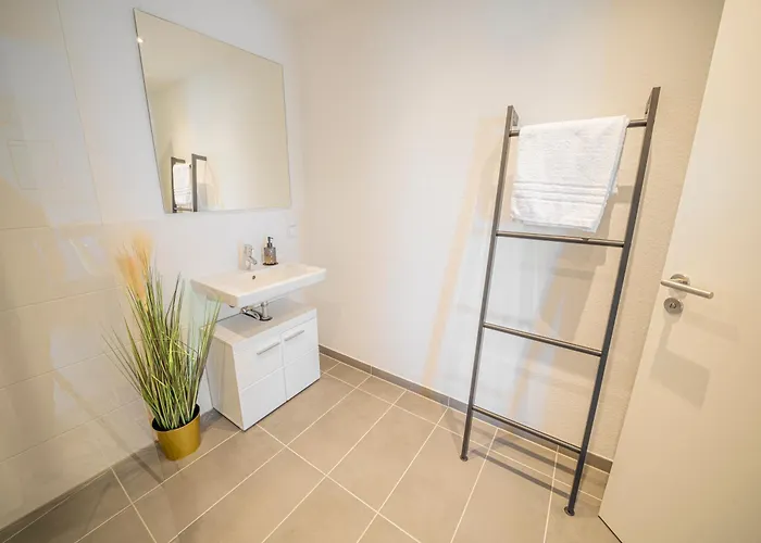 아파트 River Prime - 5min To Hbf 베츨러