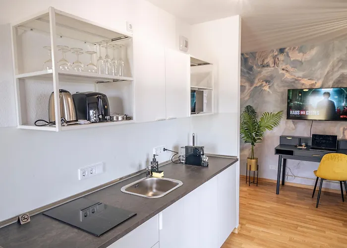 River Prime - 5min To Hbf *