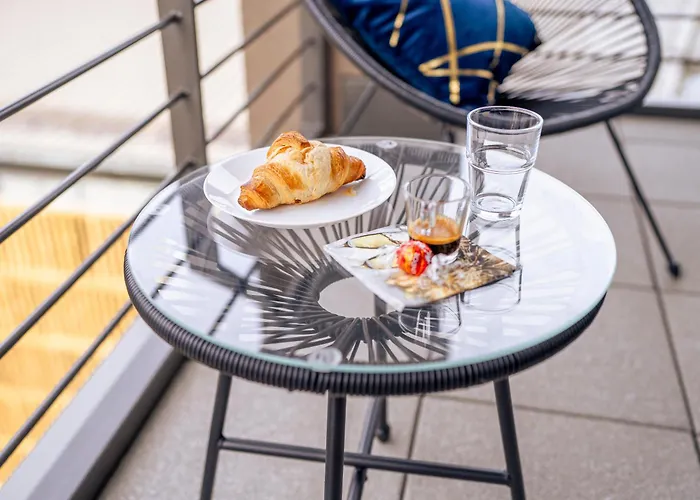 River Prime - 5min To Hbf *